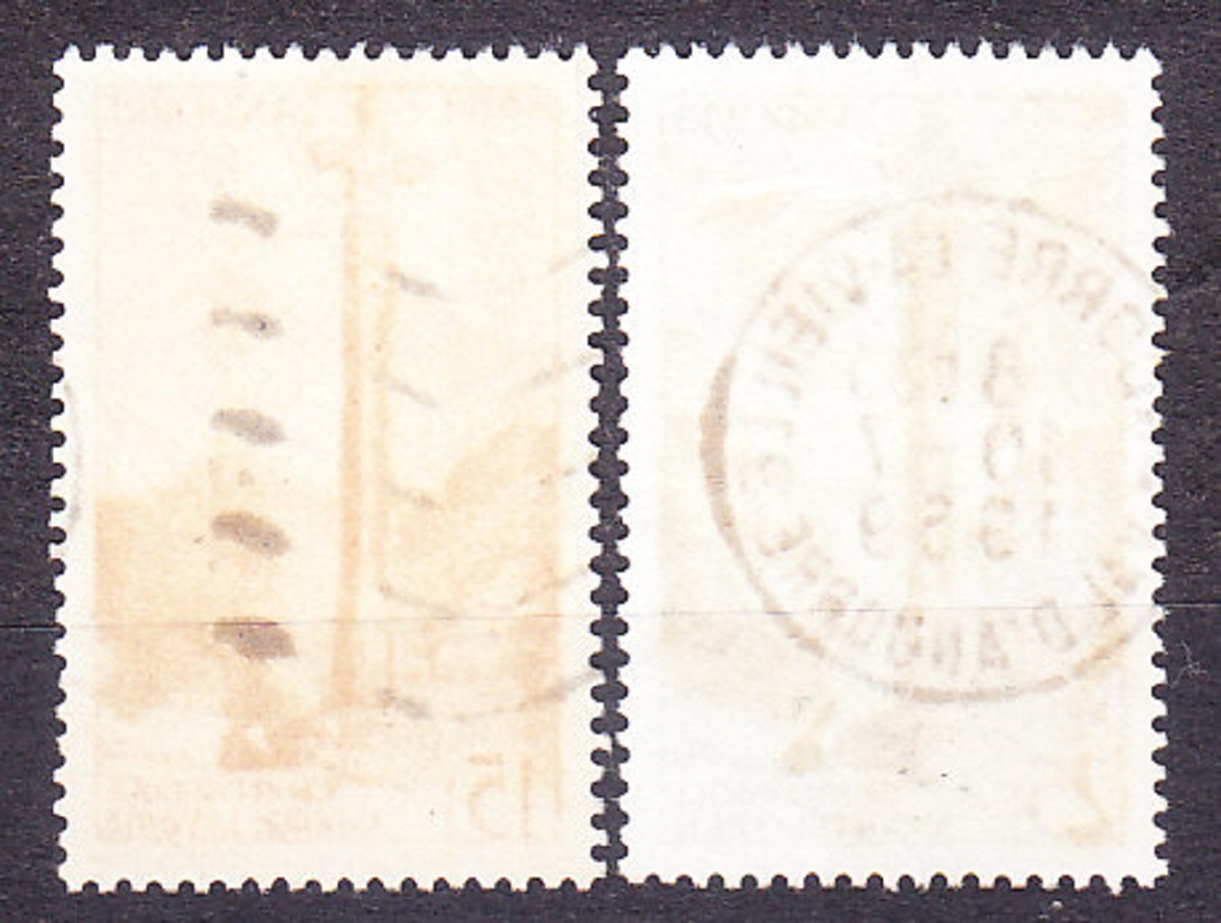 ANDORRA - FRANCÚZSKA POŠTA 1955, Michel 150, 153, razené. KRAJINY - GOTICKÝ KRÍŽ.