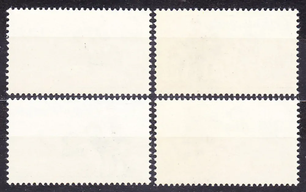 ČSSR 1977, Pofis 2253-2256, ** čistá séria. HISTORICKÉ POŠTÁRSKE ROVNOŠATY.
