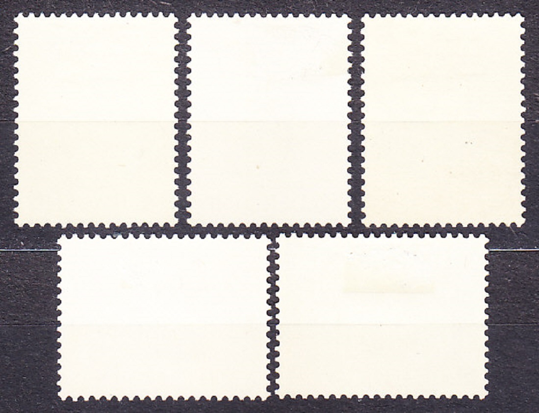 HOLANDSKO 1961, Michel 760-764, * čistá séria. VTÁCTVO.
