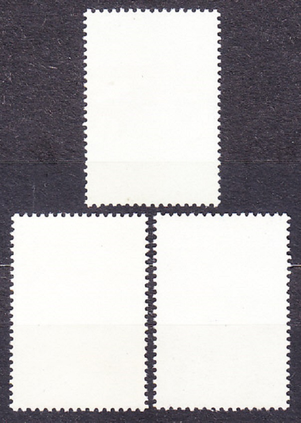 HOLANDSKO 1974, Michel 1032-1034, ** čistá séria. DOBYTOK, KRAB, LOĎ.