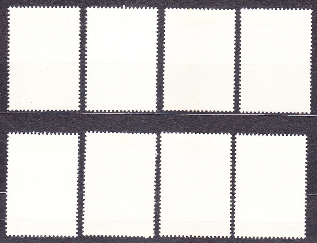RUMUNSKO 1970, Michel 2824-2831, razená séria. STEPNÉ KVETY.