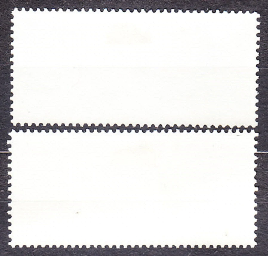 ZSSR 1975, Michel 4382-4383, razená séria. DELFÍNY.