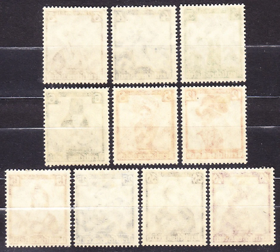 DEUTSCHES REICH 1935, Michel 588-597, ** čistá séria. ĽUDOVÉ KROJE.