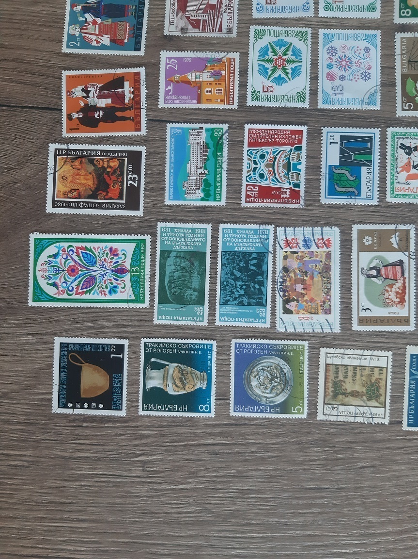 BULHARSKO, razené známky, každá iná. 100 KS.