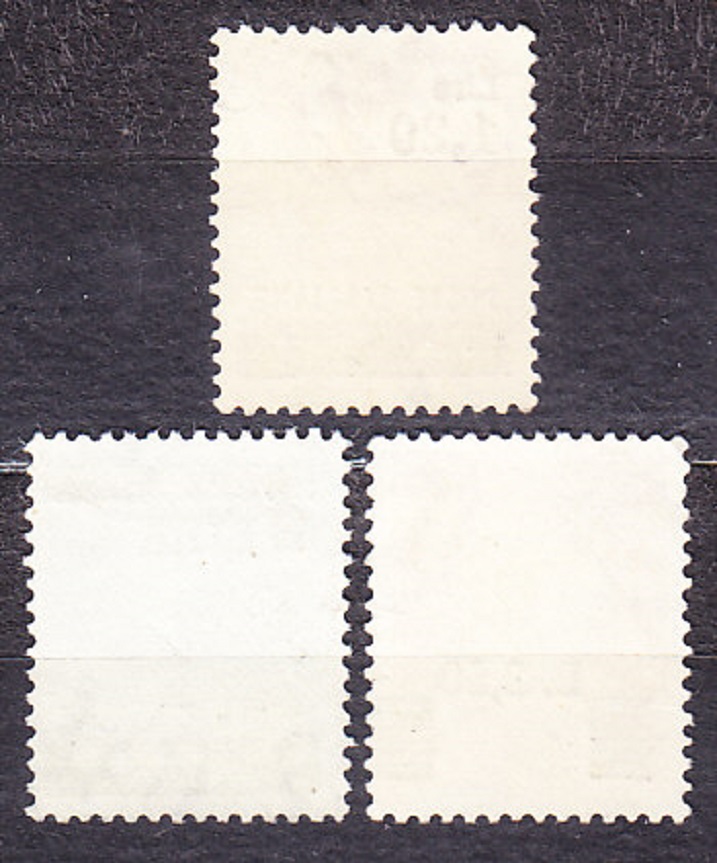 TALIANSKO 1945, Michel 667-669, razená séria. PRETLAČE.