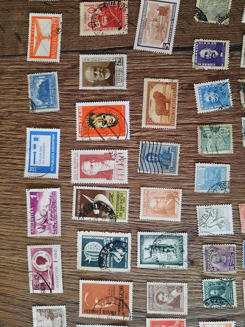 JUŽNÁ AMERIKA, razené známky, každá iná. 100 KS.