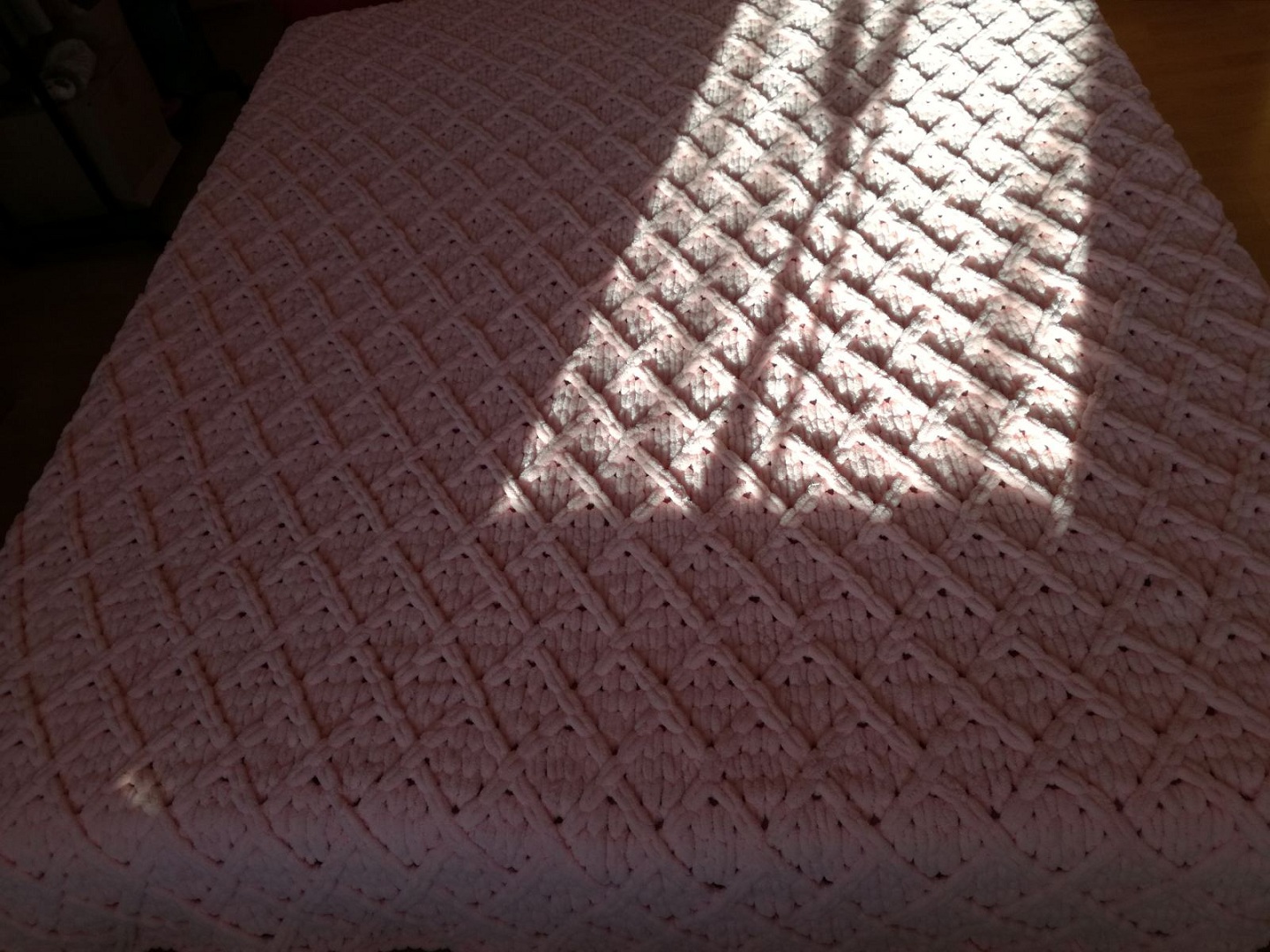 VEĽKÁ DEKA NA MANŽELSKÚ POSTEĽ 250 cm x 235 cm - RUŽOVÁ.