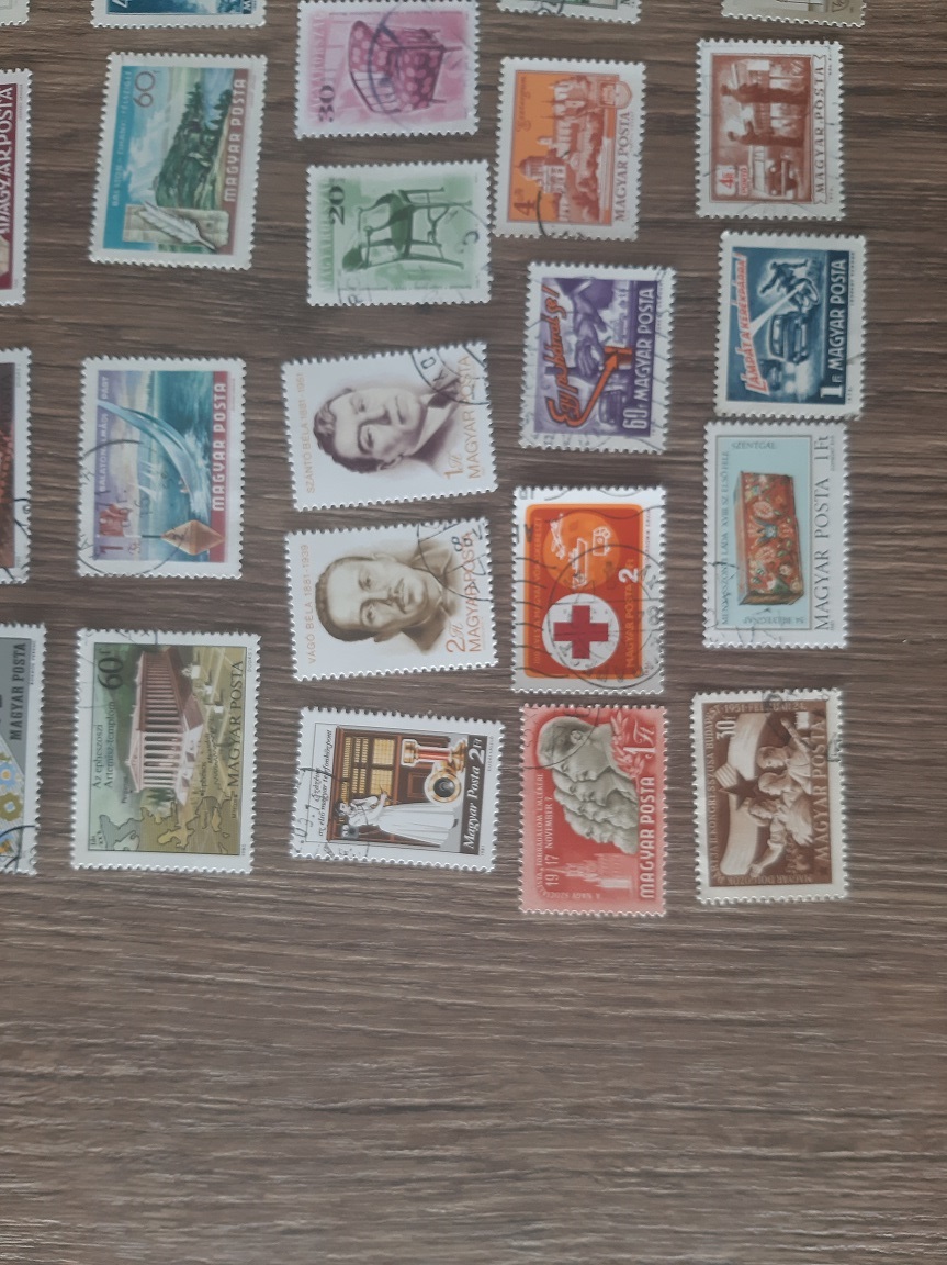 MAĎARSKO, razené známky, každá iná. 100 KS.