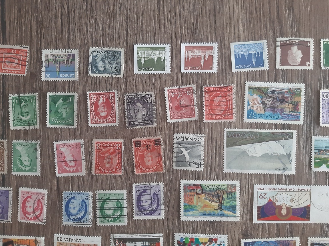 KANADA, razené známky, každá iná. 100 KS.