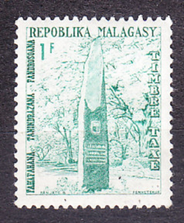 MADAGASCAR 1962, Michel 41, * čistá. DOPLATNÉ. POMNÍK.