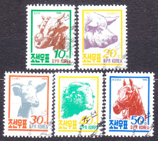 SEVERNÁ KÓREA 1990, Michel 3143-3147, razená séria. DOMÁCE ZVIERATÁ.