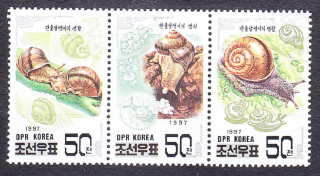 SEVERNÁ KÓREA 1997, Michel 3983-3985, razená séria v páske. SLIMÁKY.