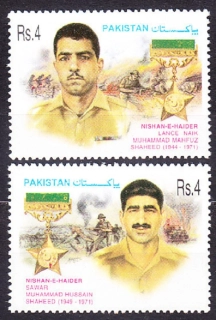 PAKISTAN 2002, Michel 1135-1136, ** čistá séria. VOJENSKÉ.