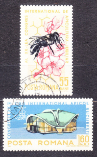 RUMUNSKO 1965, Michel 2425-2426, razená séria. VČELÁRSTVO - KONGRES.