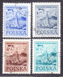 POĽSKO 1955, Michel 930-933, razená séria. PALÁC KULTÚRY VO VARŠAVE.