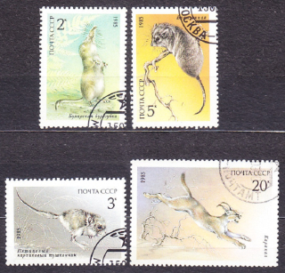 ZSSR 1985, Michel 5537-5540, razené. CHRÁNENÉ ZVIERATÁ.