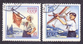 ZSSR 1958, Michel 2087-2088, razená séria. PIONIERI.