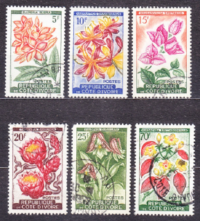 POBREŽIE SLONOVINY 1961, Michel 223-227, 229, razené. KVETY.