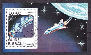 GUINEA-BISSAU 1983, Michel Block 249, razený hárček. VÝSKUM VESMÍRU.
