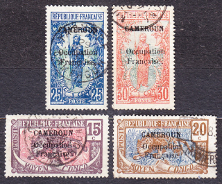 KAMERUN 1916, Michel 35-38, razené. KOLÓNIE. PRETLAČE NA ZNÁMKACH ZO STREDNÉHO KONGA.