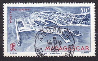 MADAGASCAR 1946, Michel 407, razená. KOLÓNIE. LETECKÉ - PRÍSTAV.